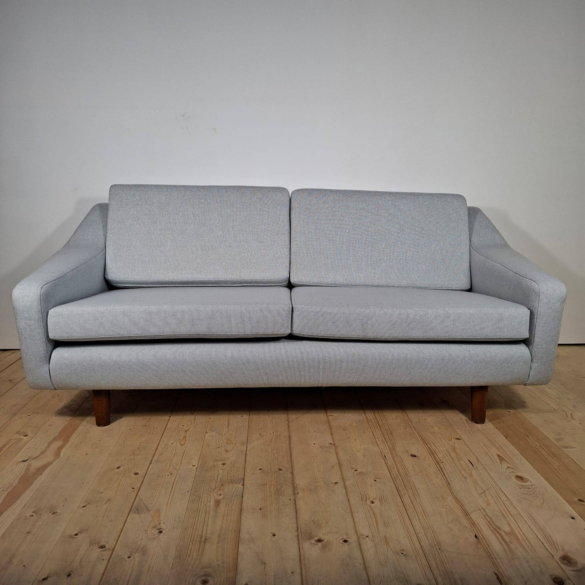 Vintage two-seater canapé covered in Kvadrat fabric – mid-century modern design