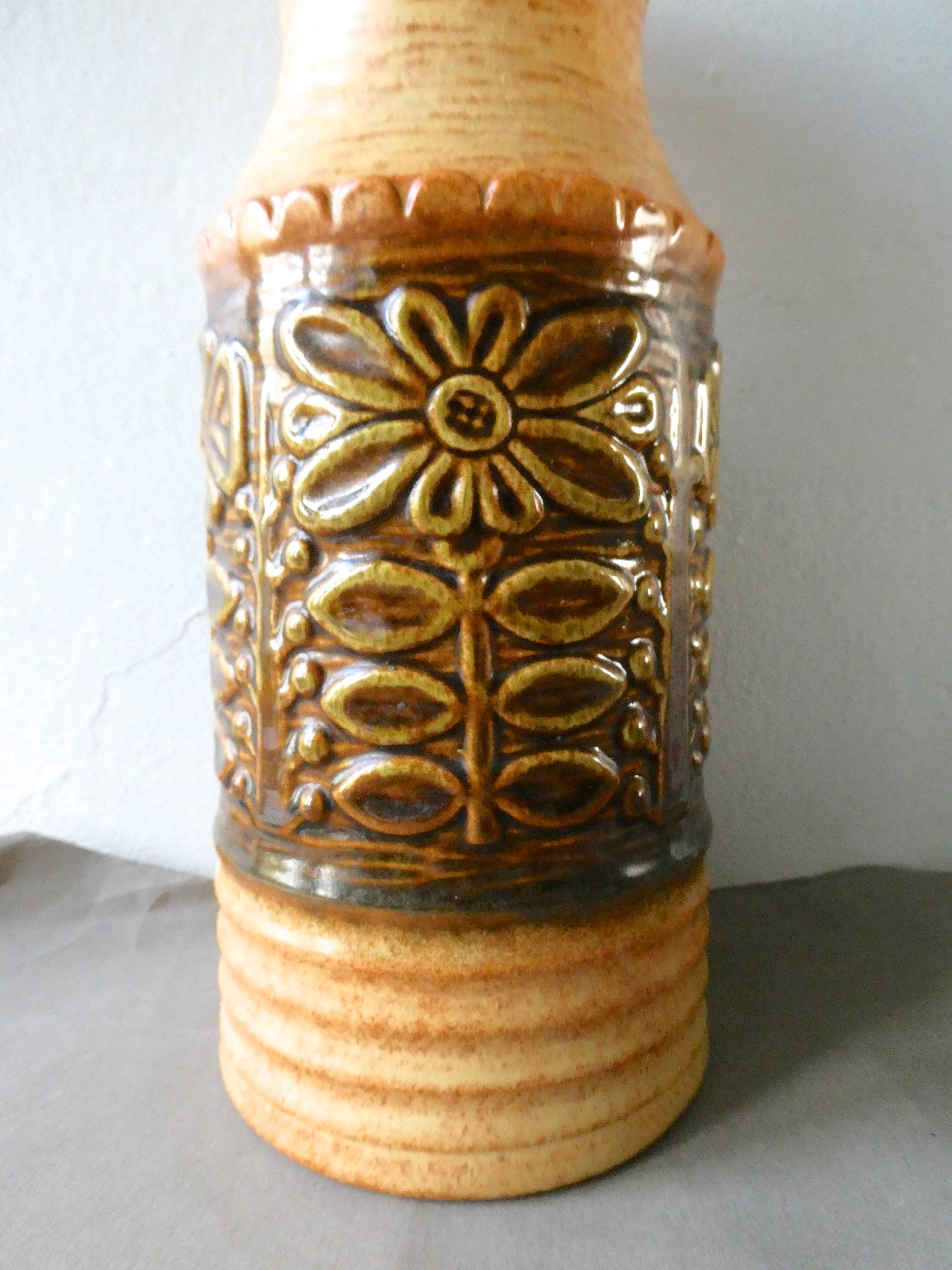 Ceramic vase decorated with flowers from the 70s