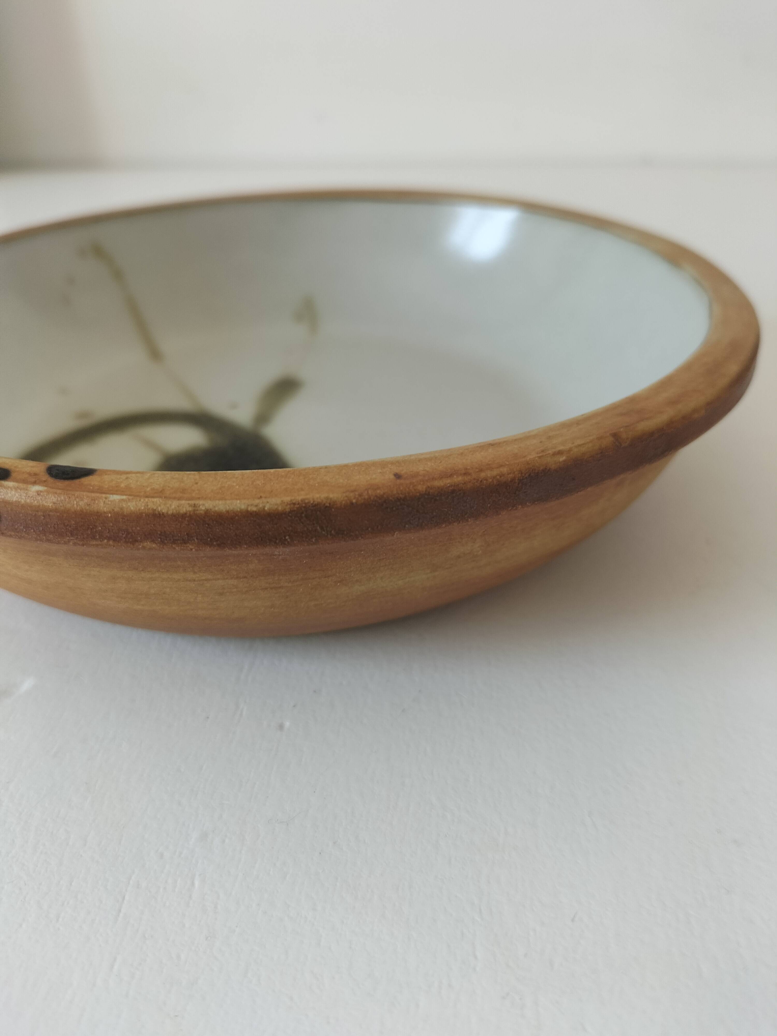 Coupe en grès Poterie de la Colombe décor tachiste, années 60