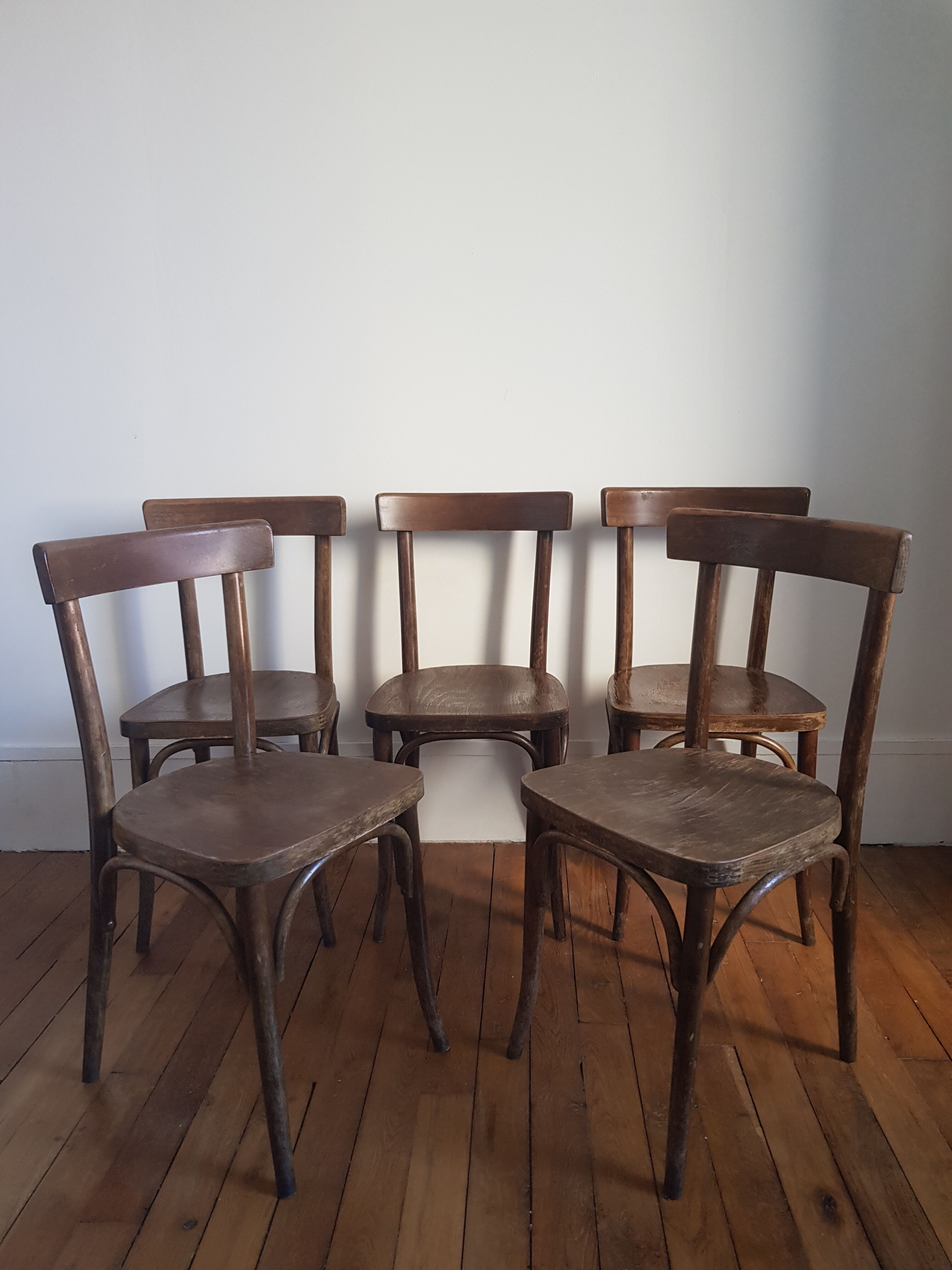 Set of 5 chairs