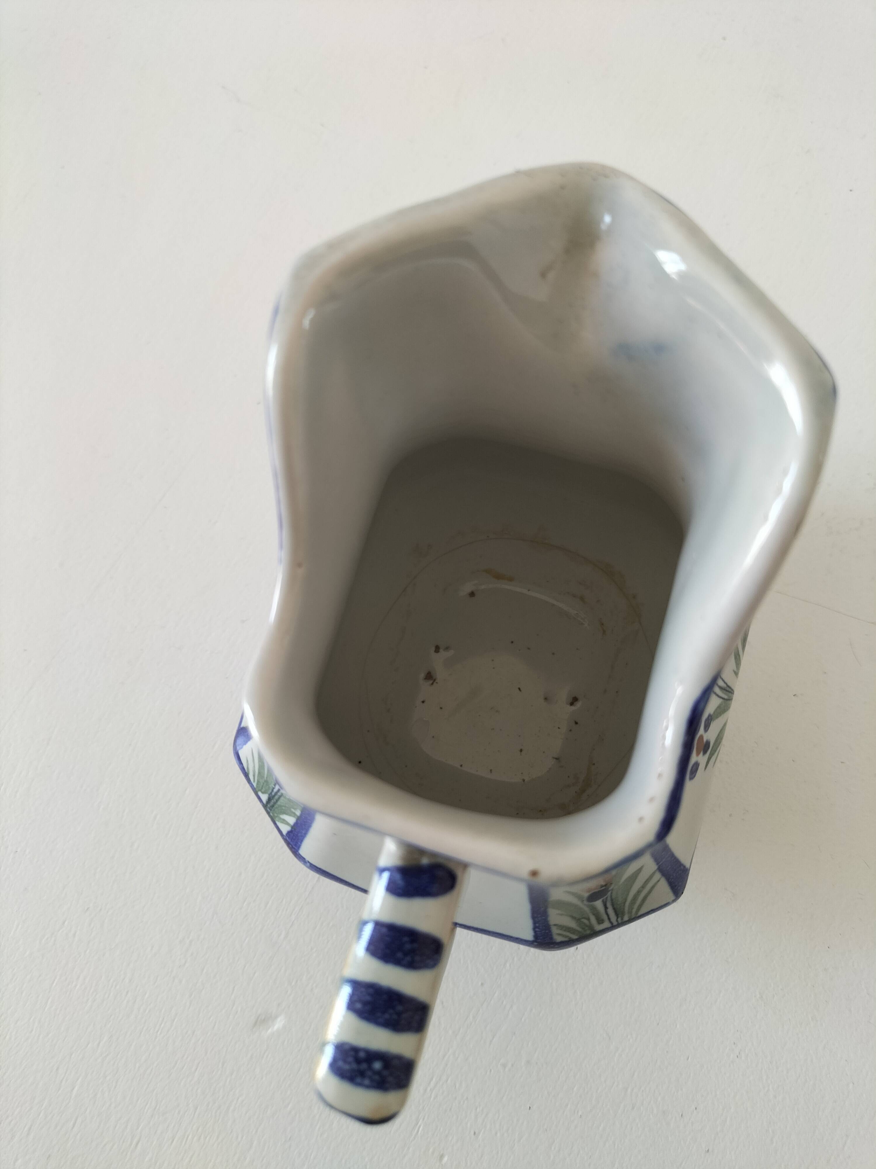 HB Quimper creamer – traditional Breton decor, hand-painted