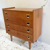 Dresser with 4 drawers