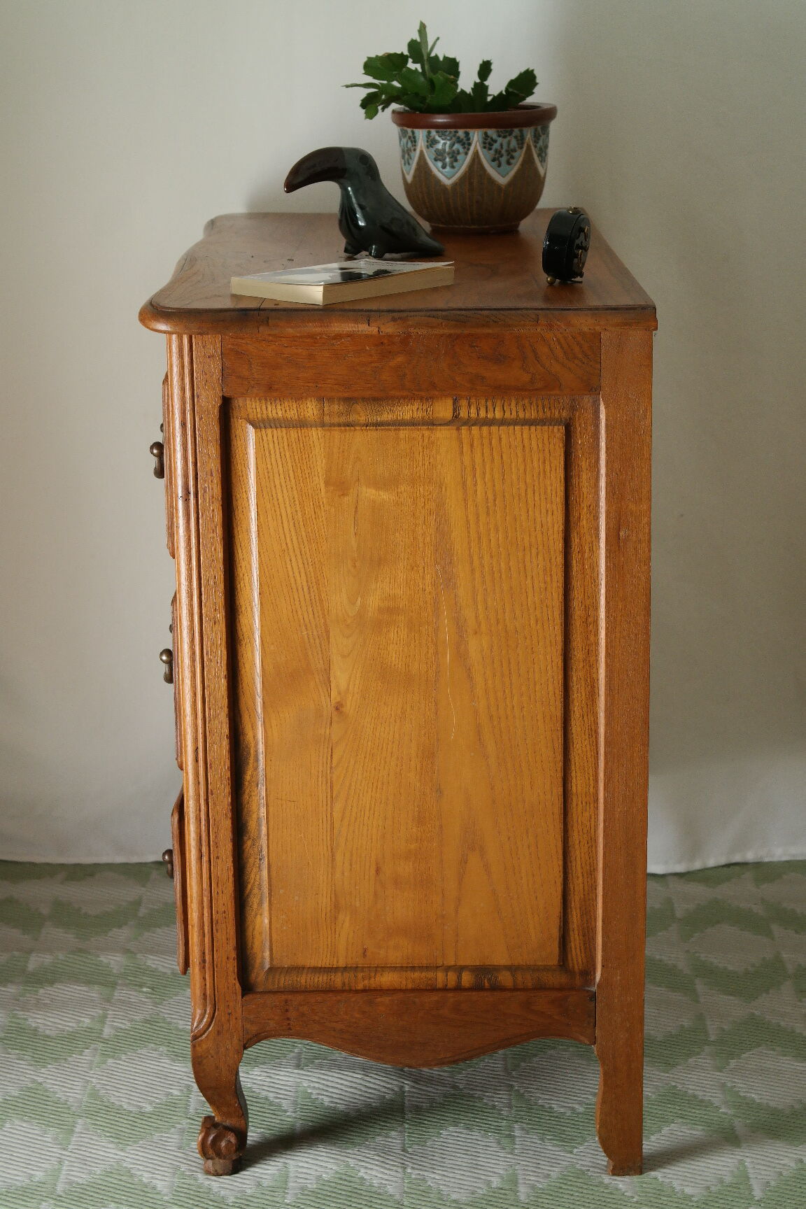 Commode campagnarde en chêne massif vintage