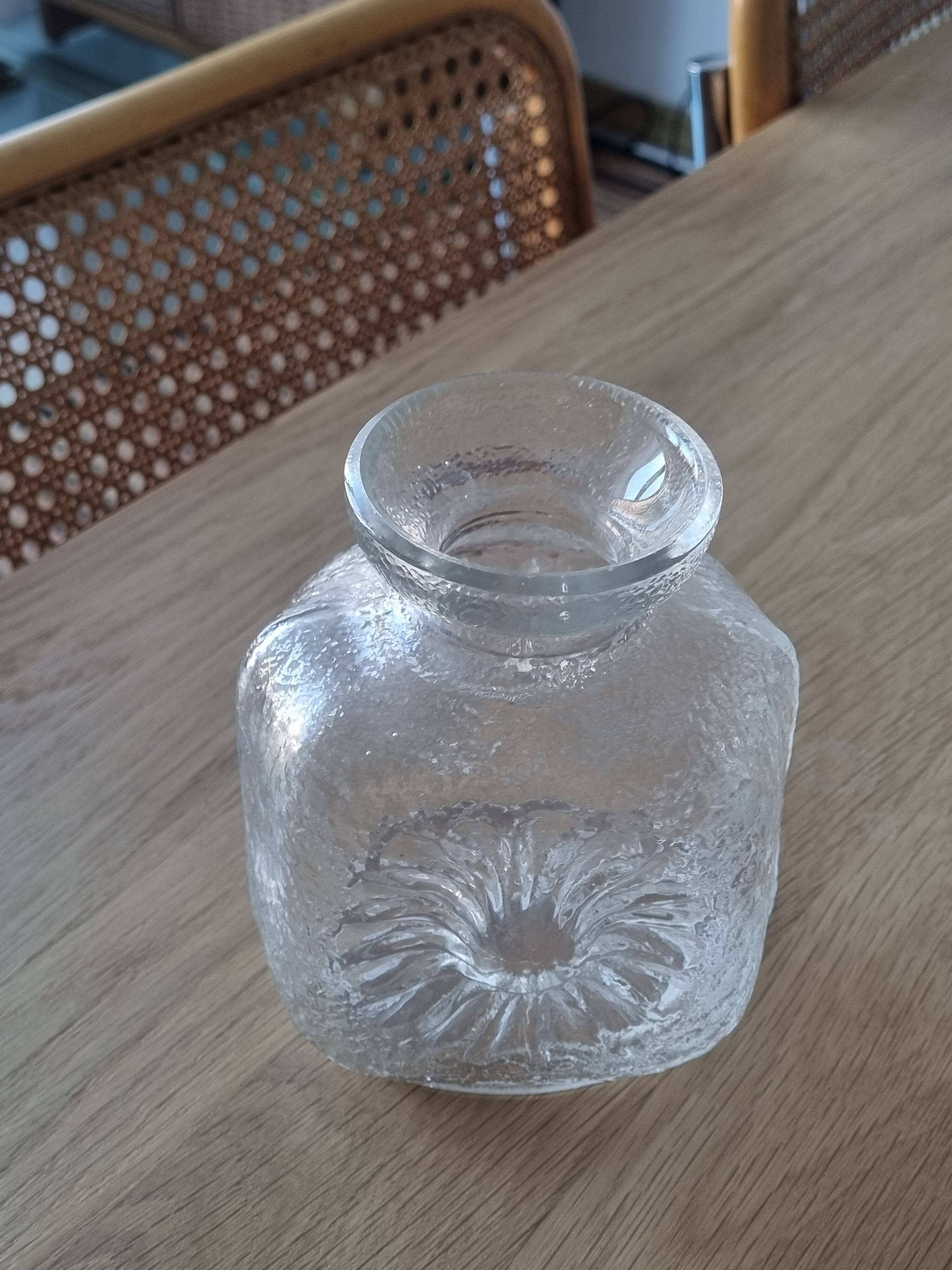 Daisy Vase Pavel Pánek 1974