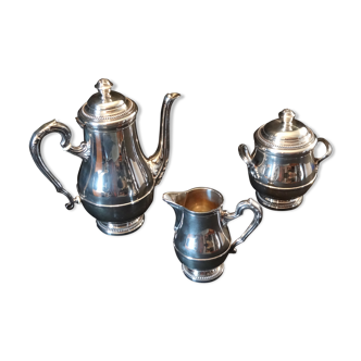 Silver metal tea service