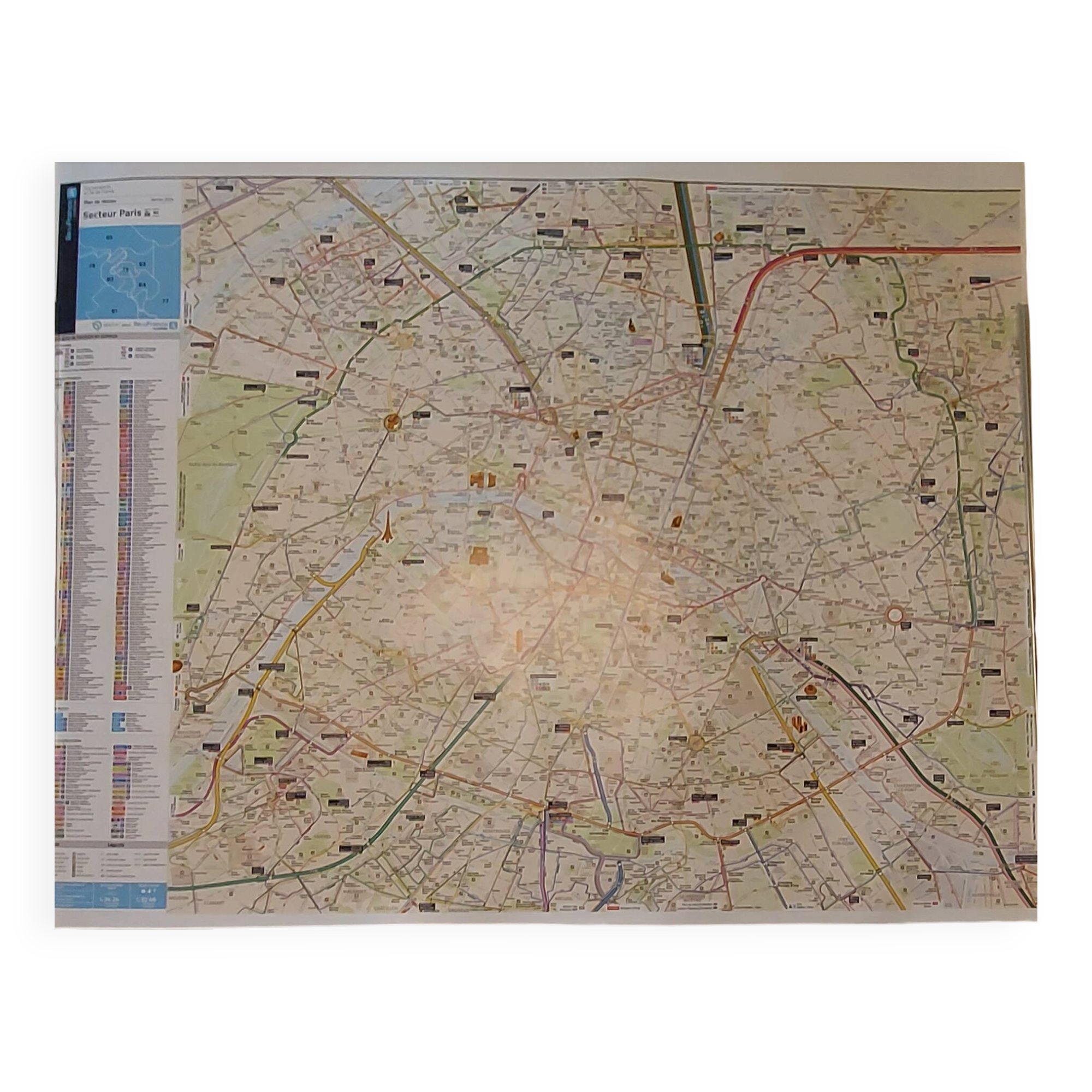 Map of Paris – large format RATP map (127.5 × 99 cm)