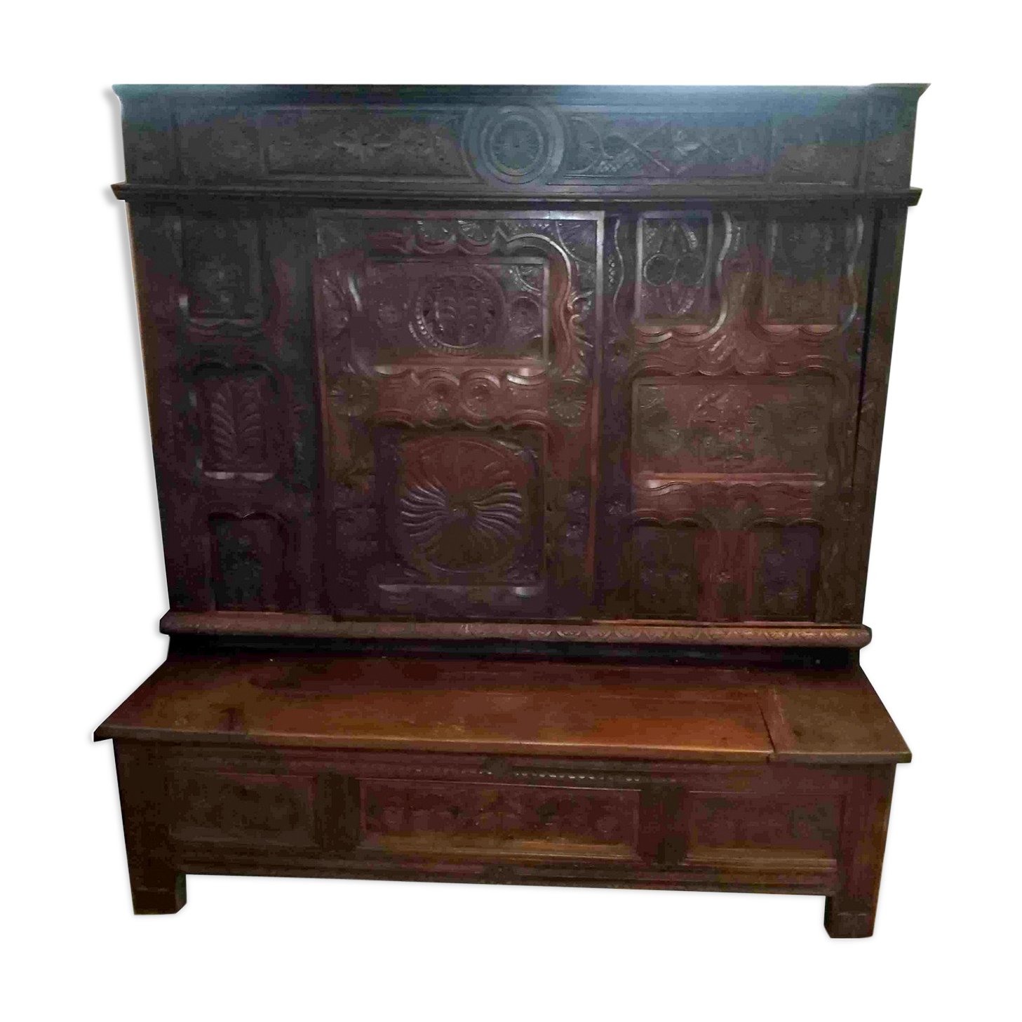 Furniture library and Breton chest