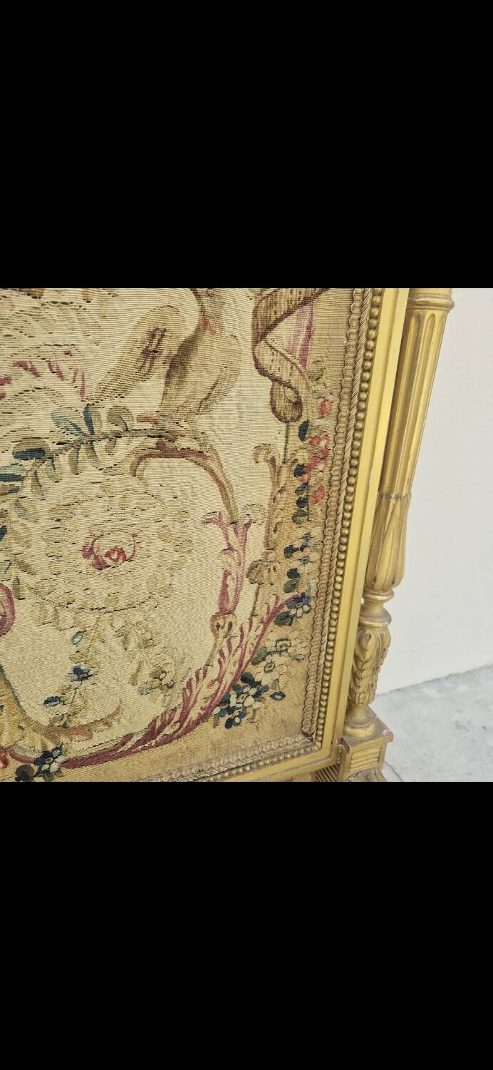 Louis XVI period 18th century fireplace screen in gilded wood
