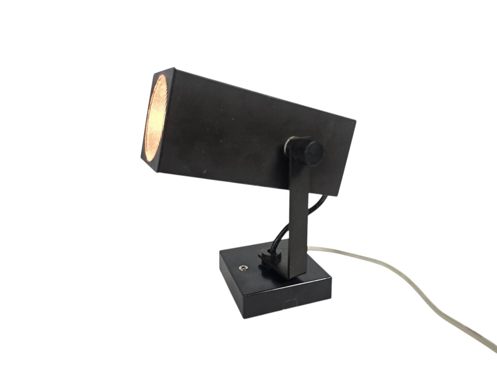 Philips - model NCS 104 - 'Cube' wall/ceiling spotlight - metal - Netherlan