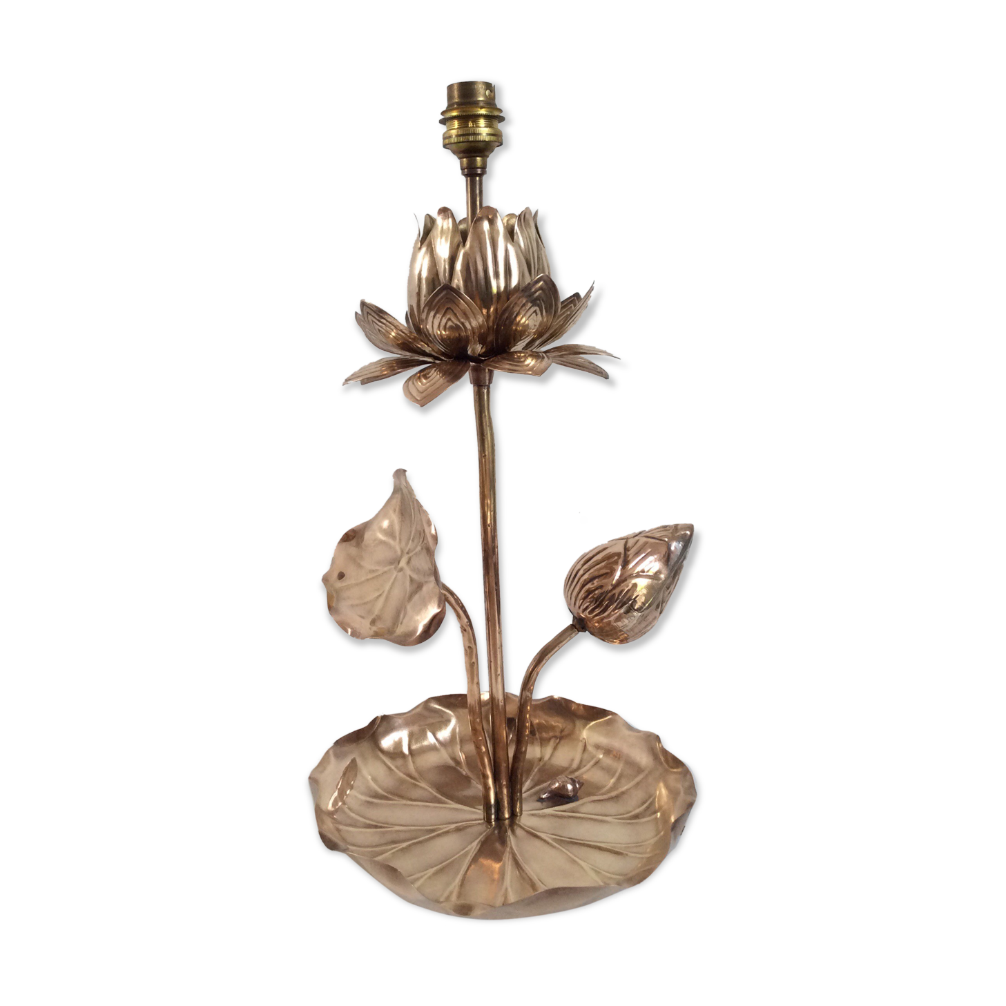 Hollywood Regency-style "lotus flower" lamp foot
