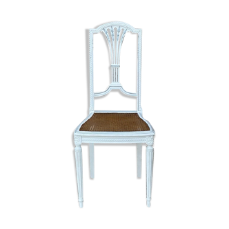 Chaise en bois laqué blanc