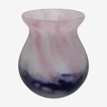 Marmorean glass vase