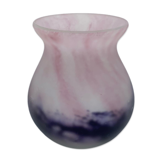 Marmorean glass vase