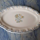 Gien earthenware dish with "Moustier à la Grenade" decoration