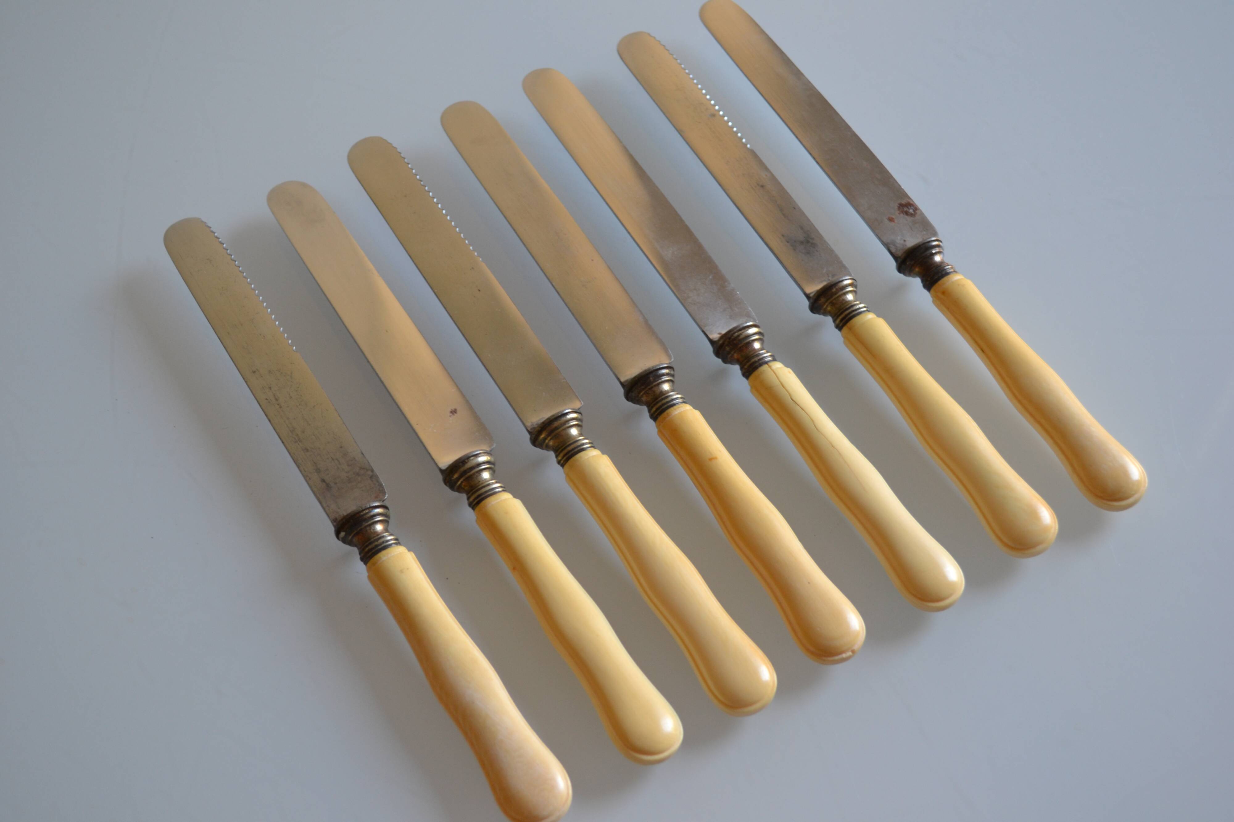 7 old table knives from the 19th century, monogrammed ivory-colored handles