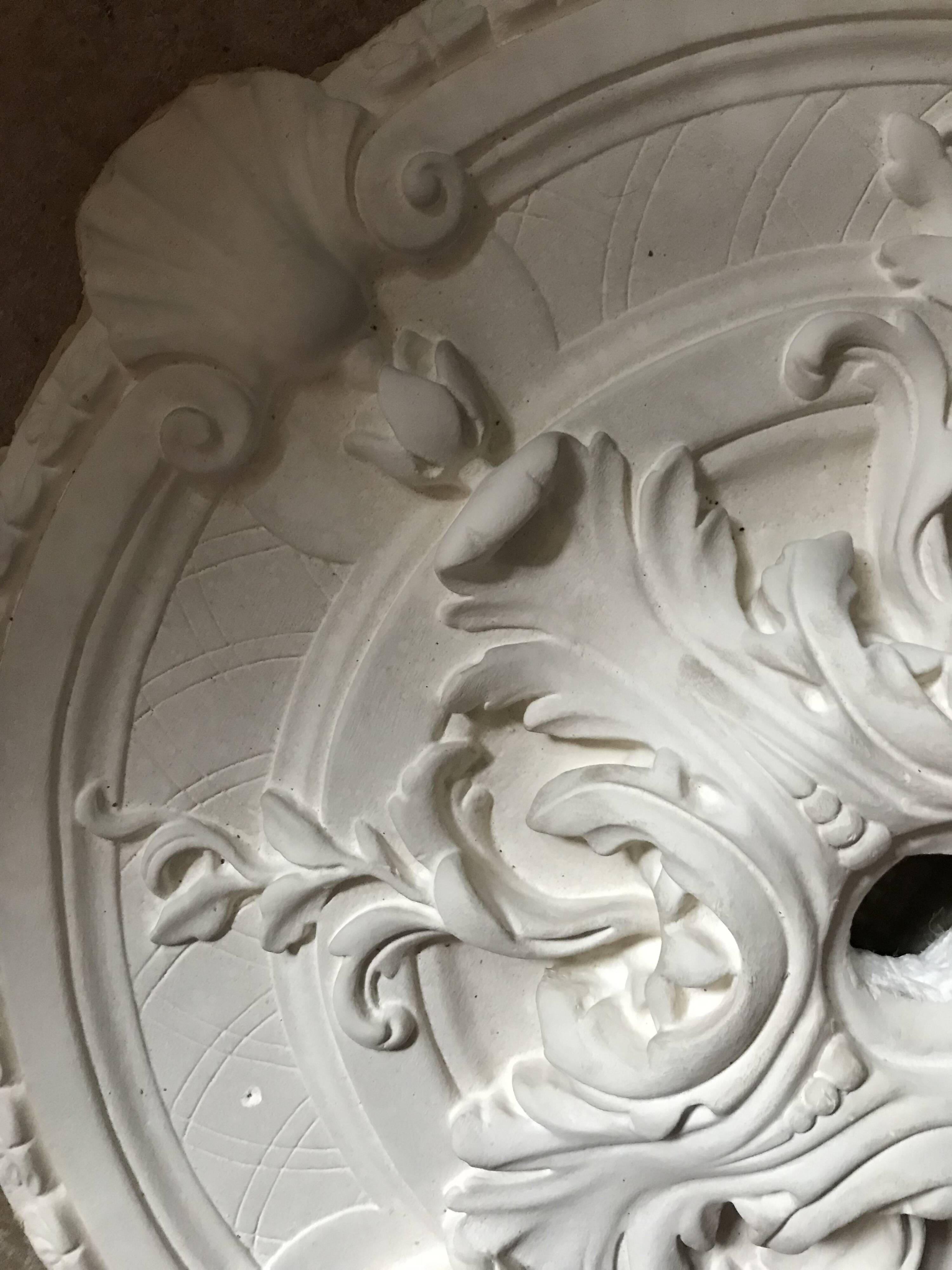 CEILING ROSE in Plaster