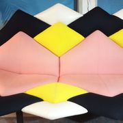 Banquette Memphis Italie 1980s