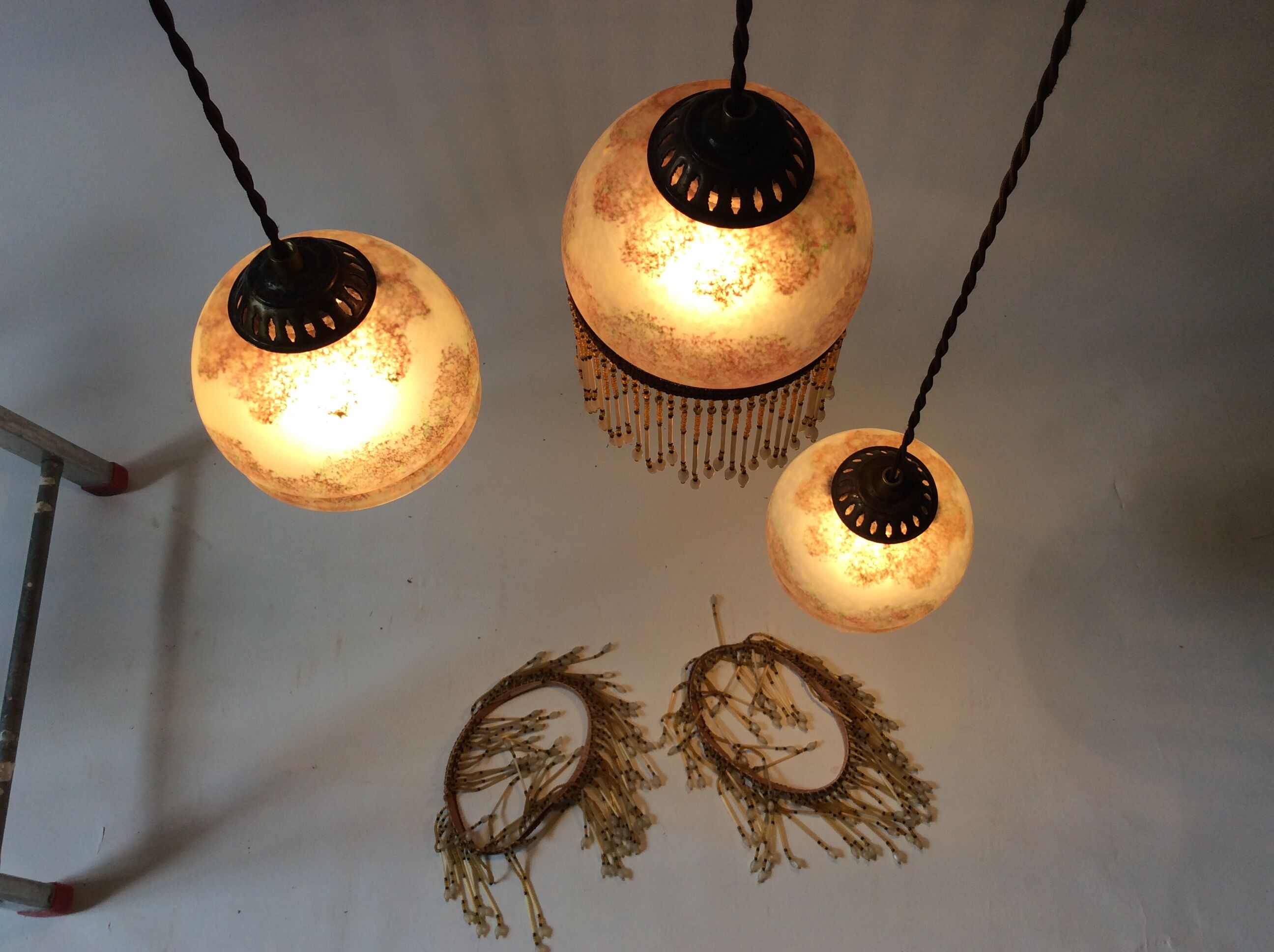 Vintage hanging trio