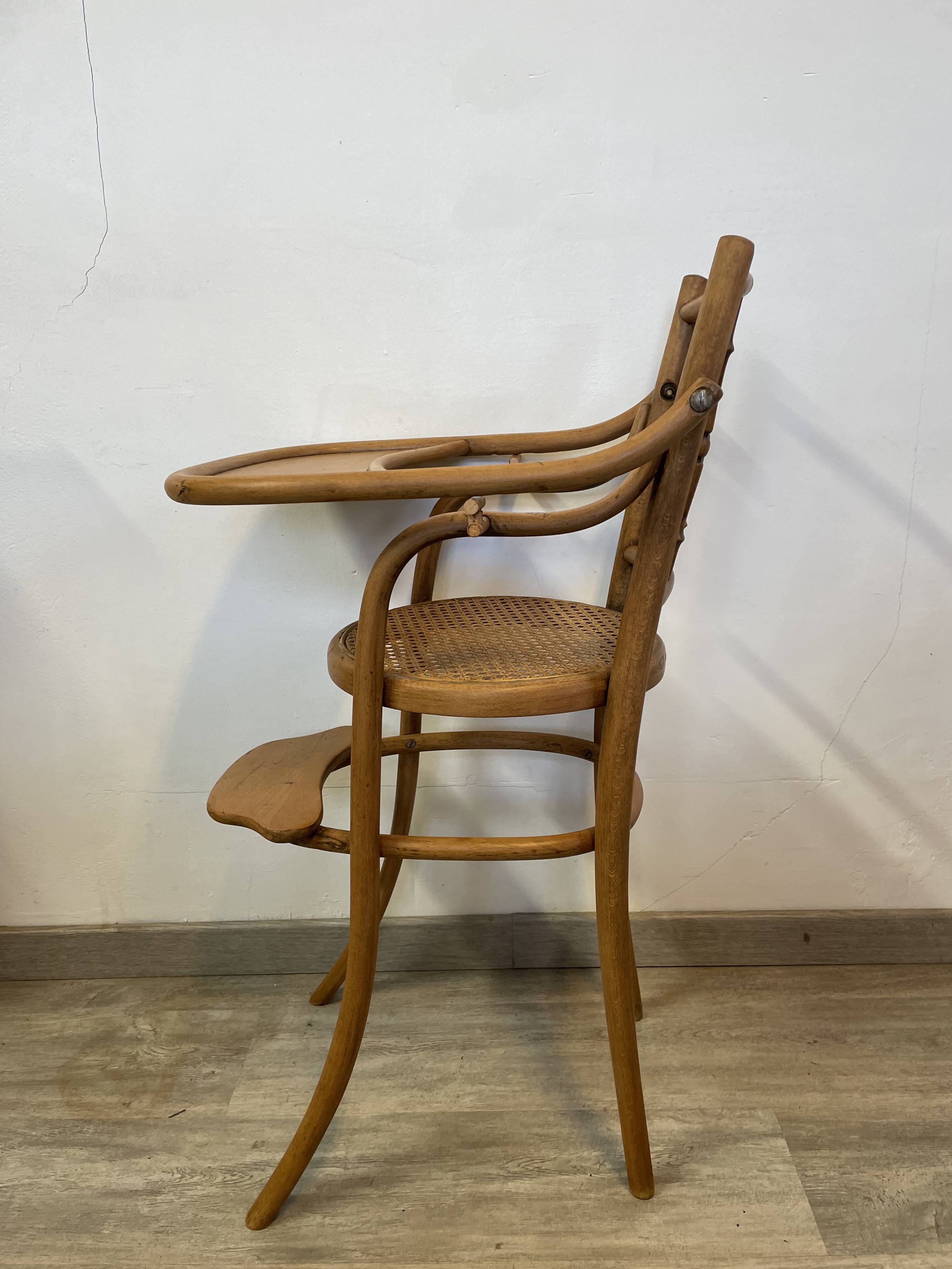 Baby high chair in curved beech