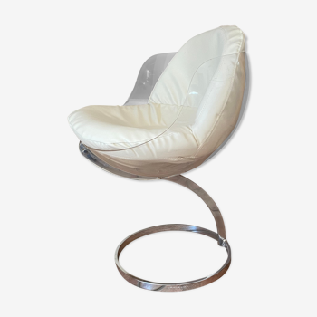 Chaise modèle "sphère" de Boris Tabacoff 1970