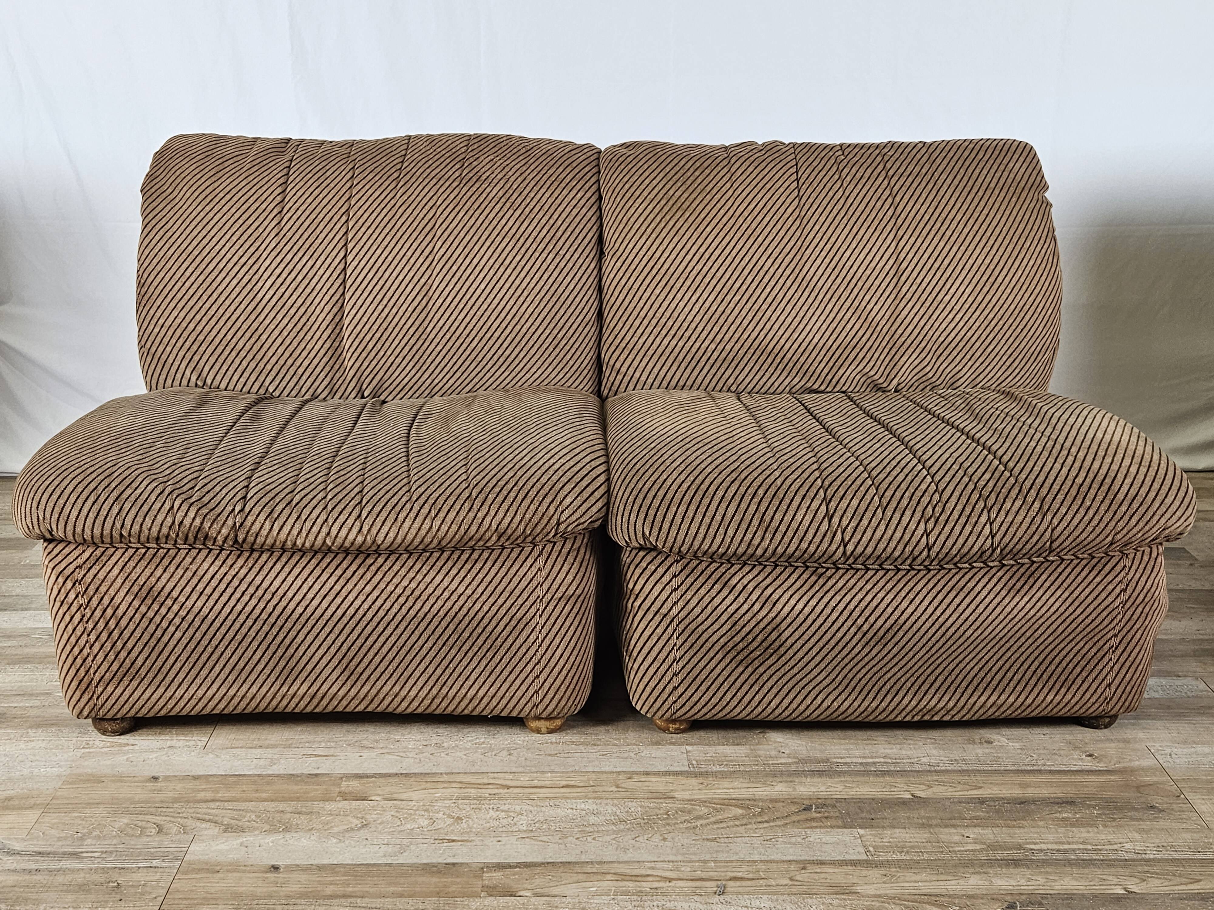 Five-seater corner modular sofa from 70s