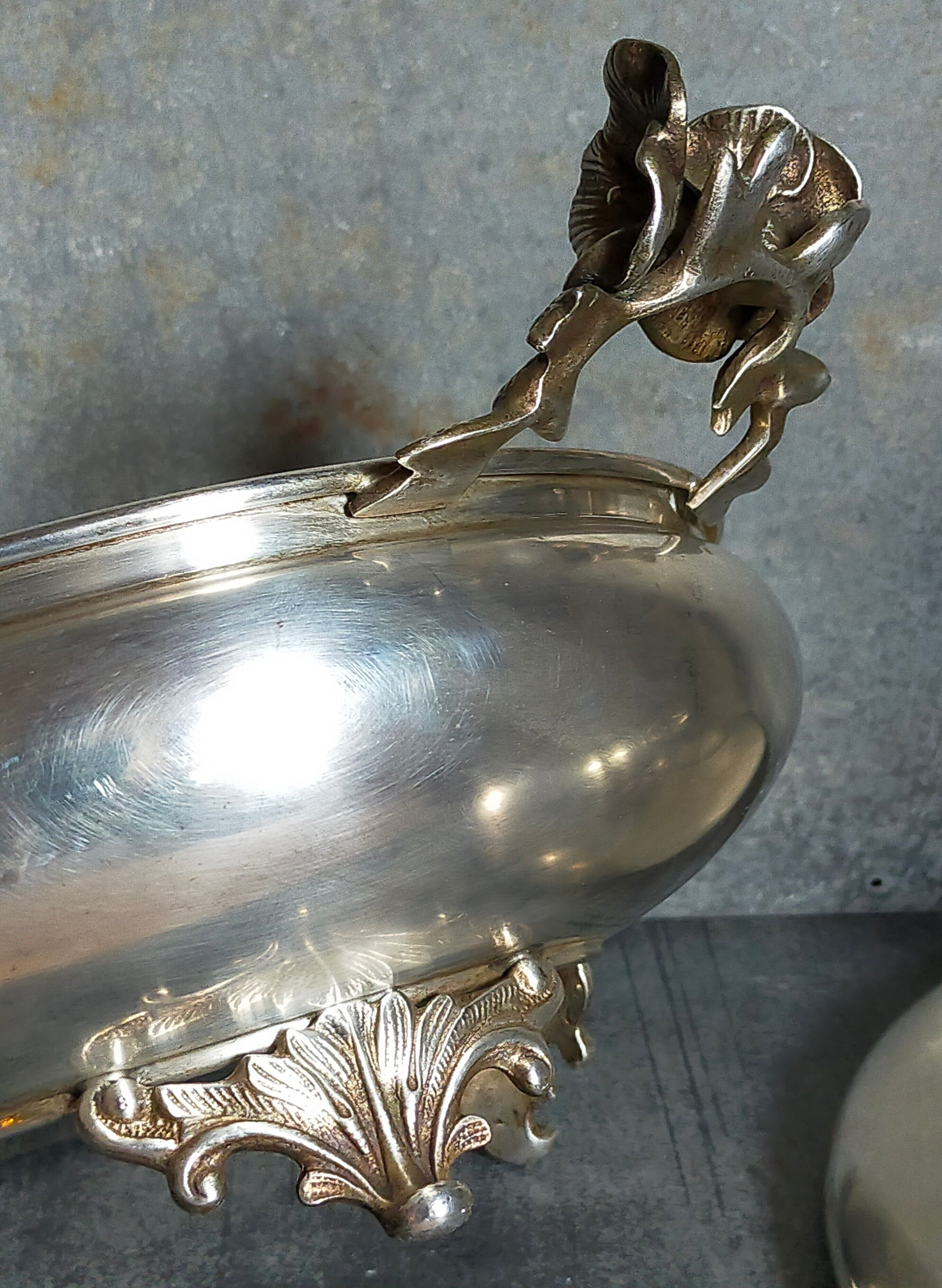 Alpaca silver metal serving dish with flowers