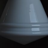 Opaline suspension