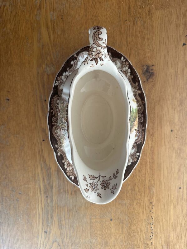 Saucière sur plateau Royal Worcester Palissy England Scène de Chasse