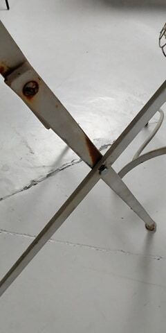 Set table and 2 garden chairs