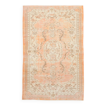 5x8 Peach & Cream Persian Rug, 156x241Cm
