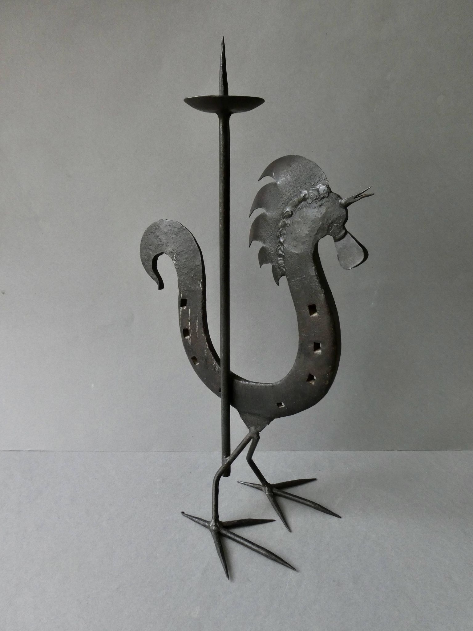 Bougeoir coq en fer forgé, brutaliste