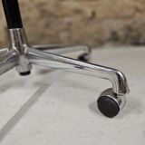 Eames fiberglass armchair Vitra