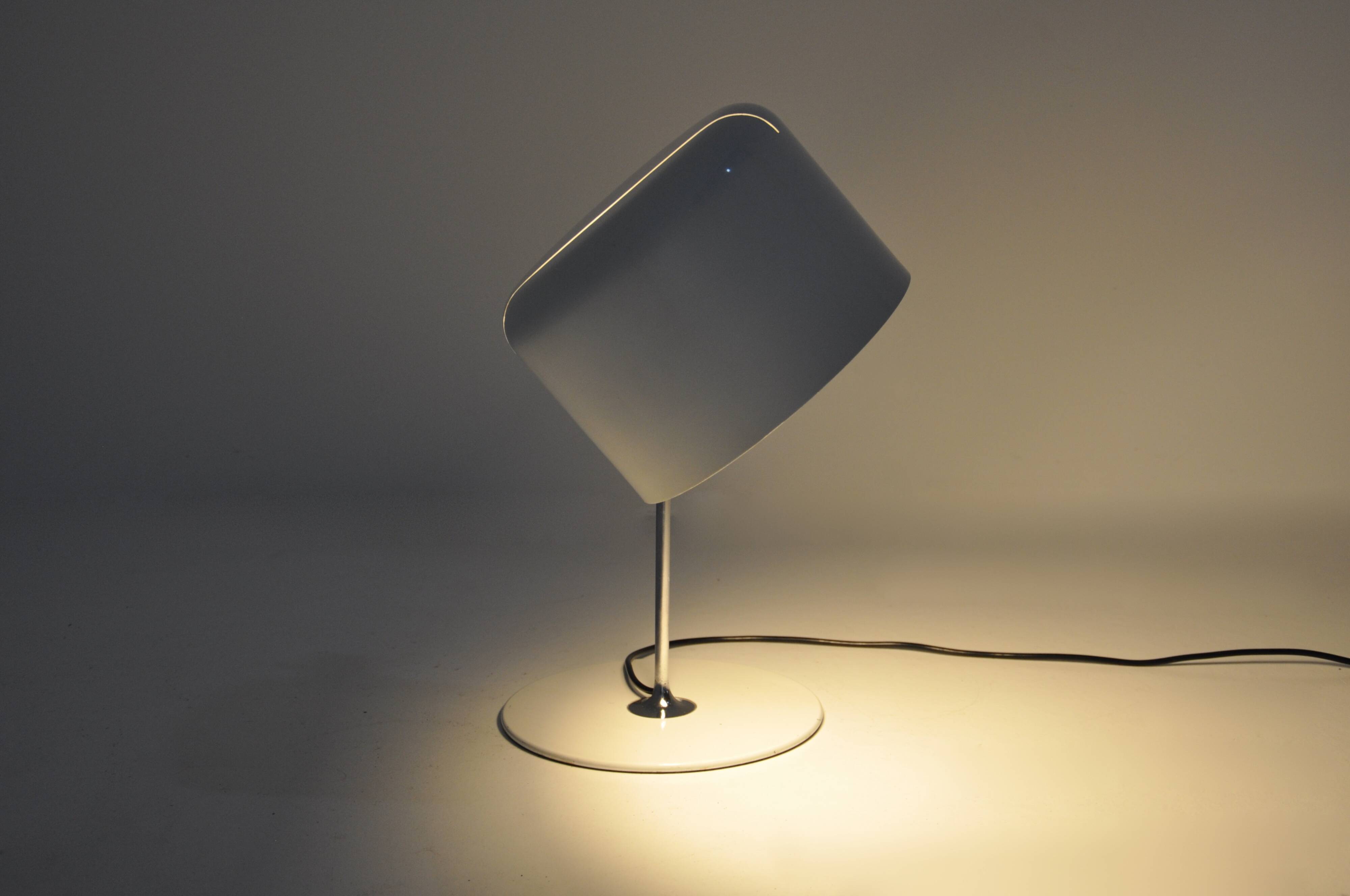 Lampe de table "Coupé" par Joe Colombo pour Oluce, 1960s