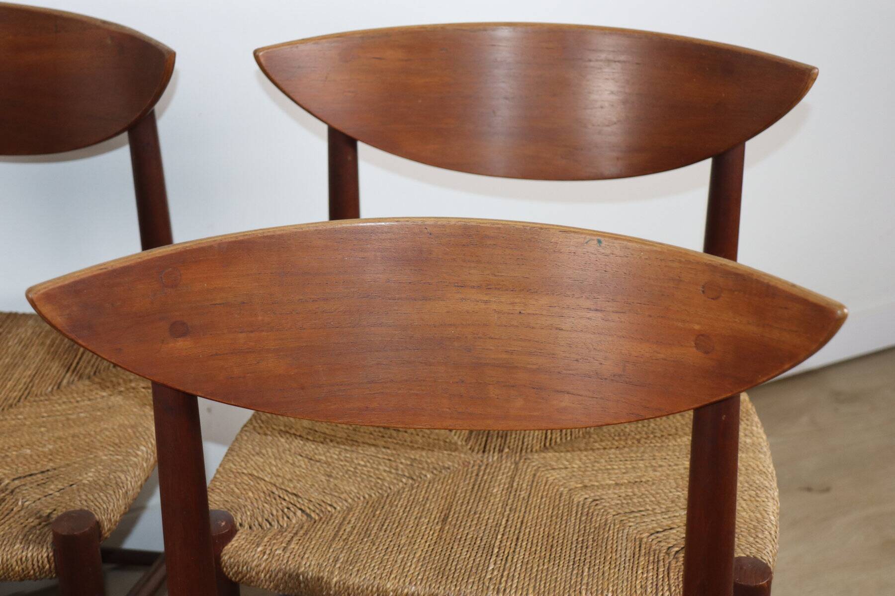 Set of 4 Scandinavian chairs by Peter Hvidt – teak & cord – 1960s