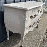 Louis Quinze style chest of drawers, lacquered in gray