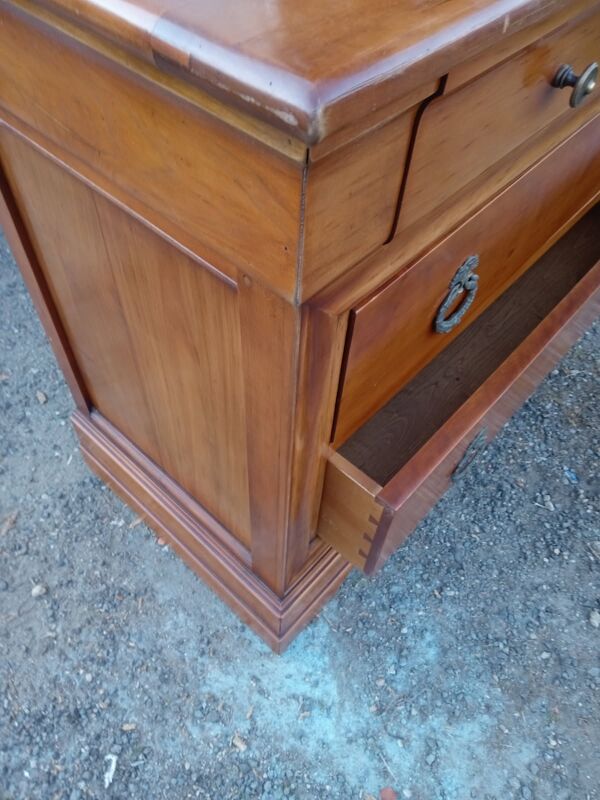 Commode en merisier