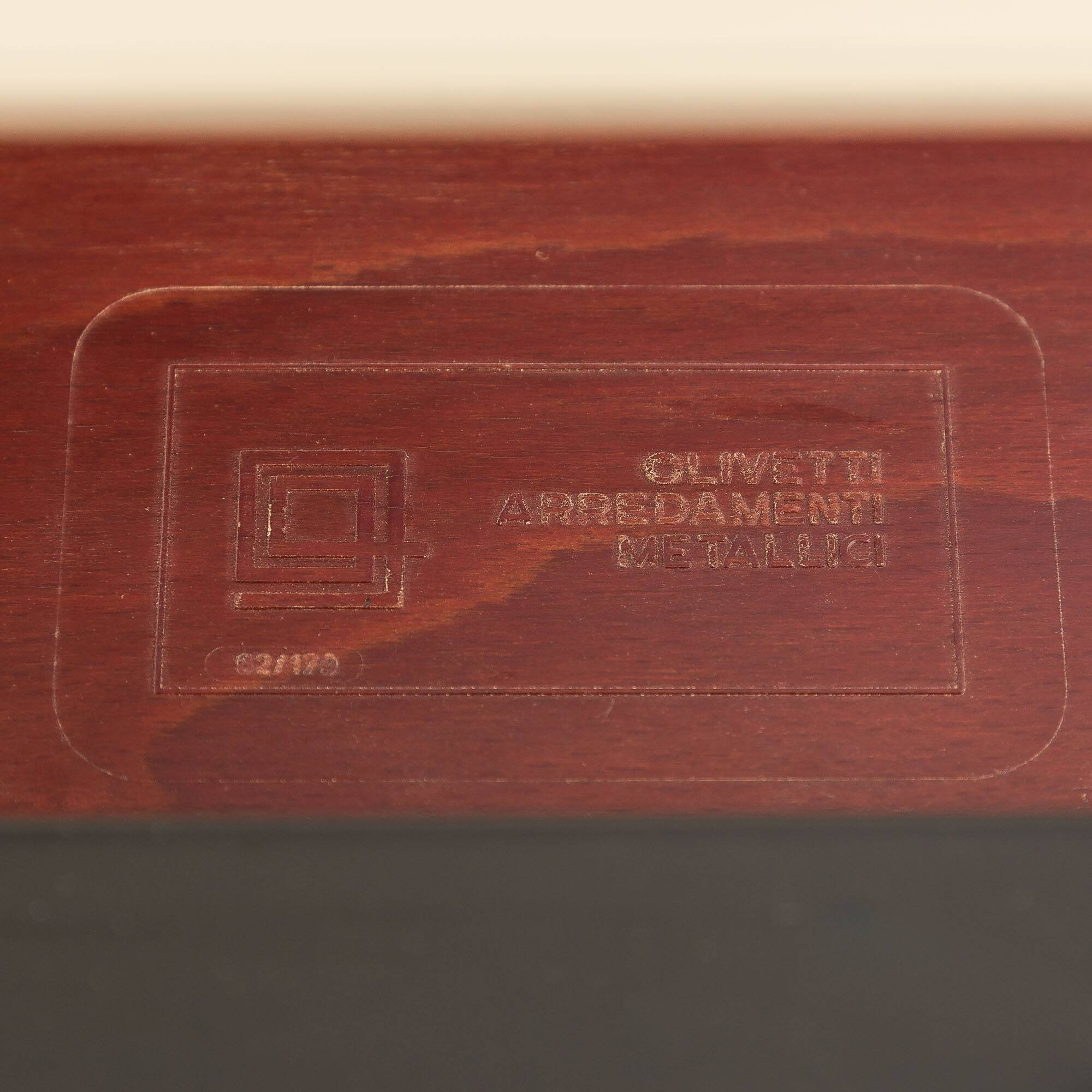 Bureau Olivetti XL des années 1970, Italie