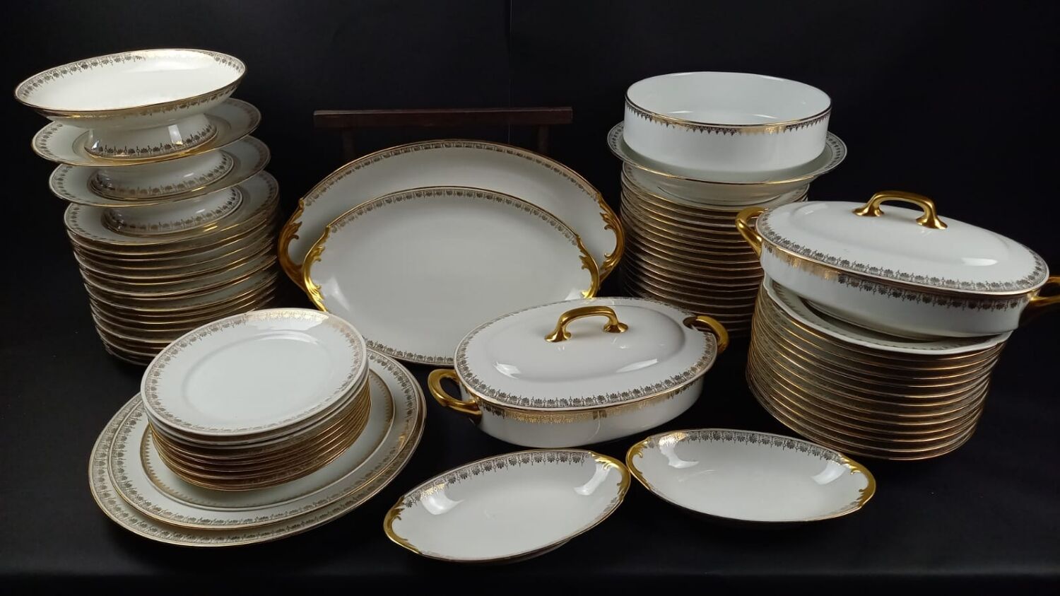 Service de table Limoges Betoule Et Compagnie