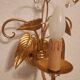 Shabby Wandlampe vergoldet Blattgold Kristallelemente Hollywood Regency 70s