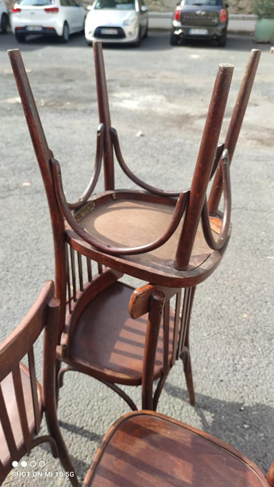 Series of 6 curved beech bistro chairs from Thonet around 1920/30