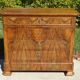 Commode en noyer et ronce de noyer style Louis Philippe