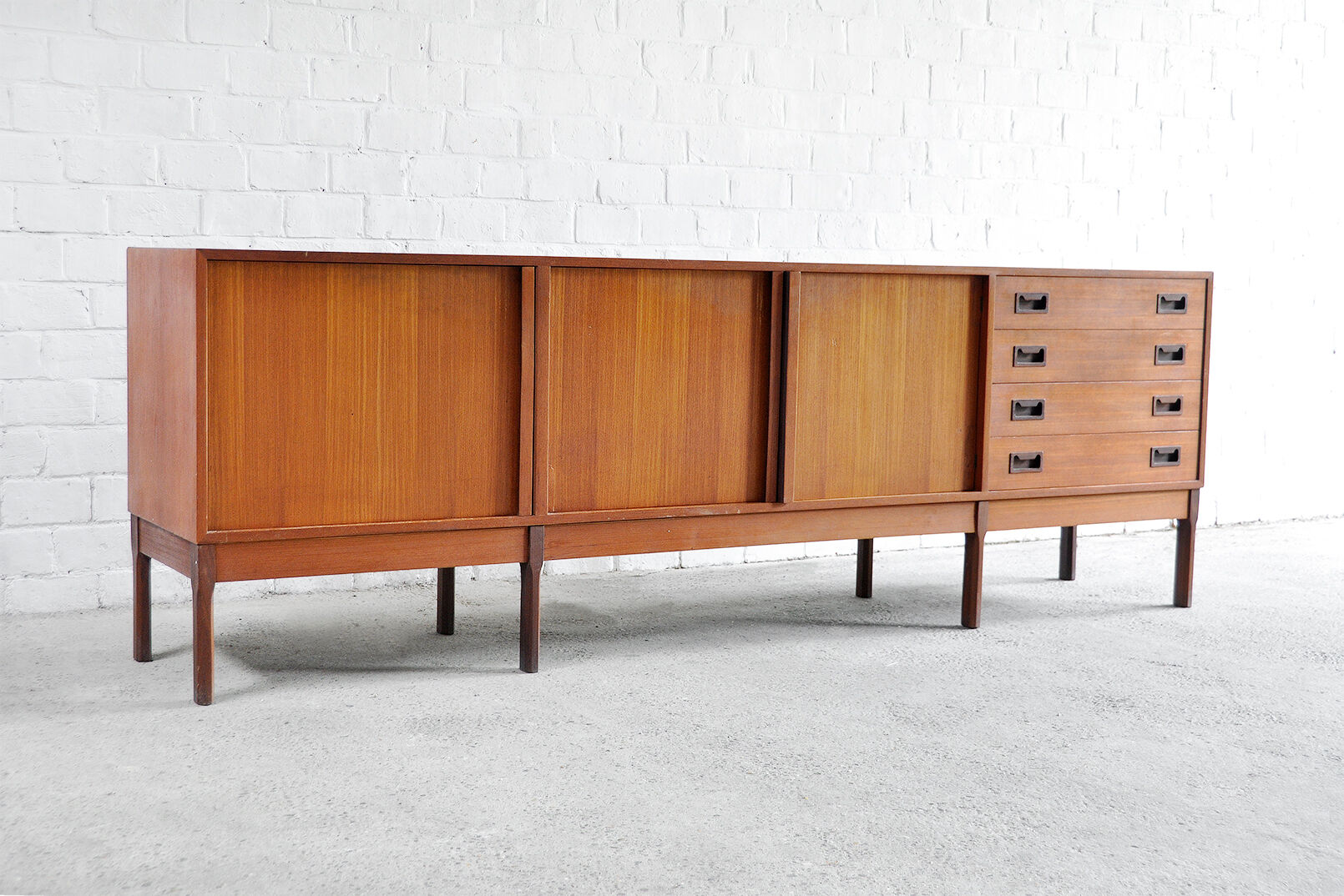 Enfilade en teck, Italie, années 1960