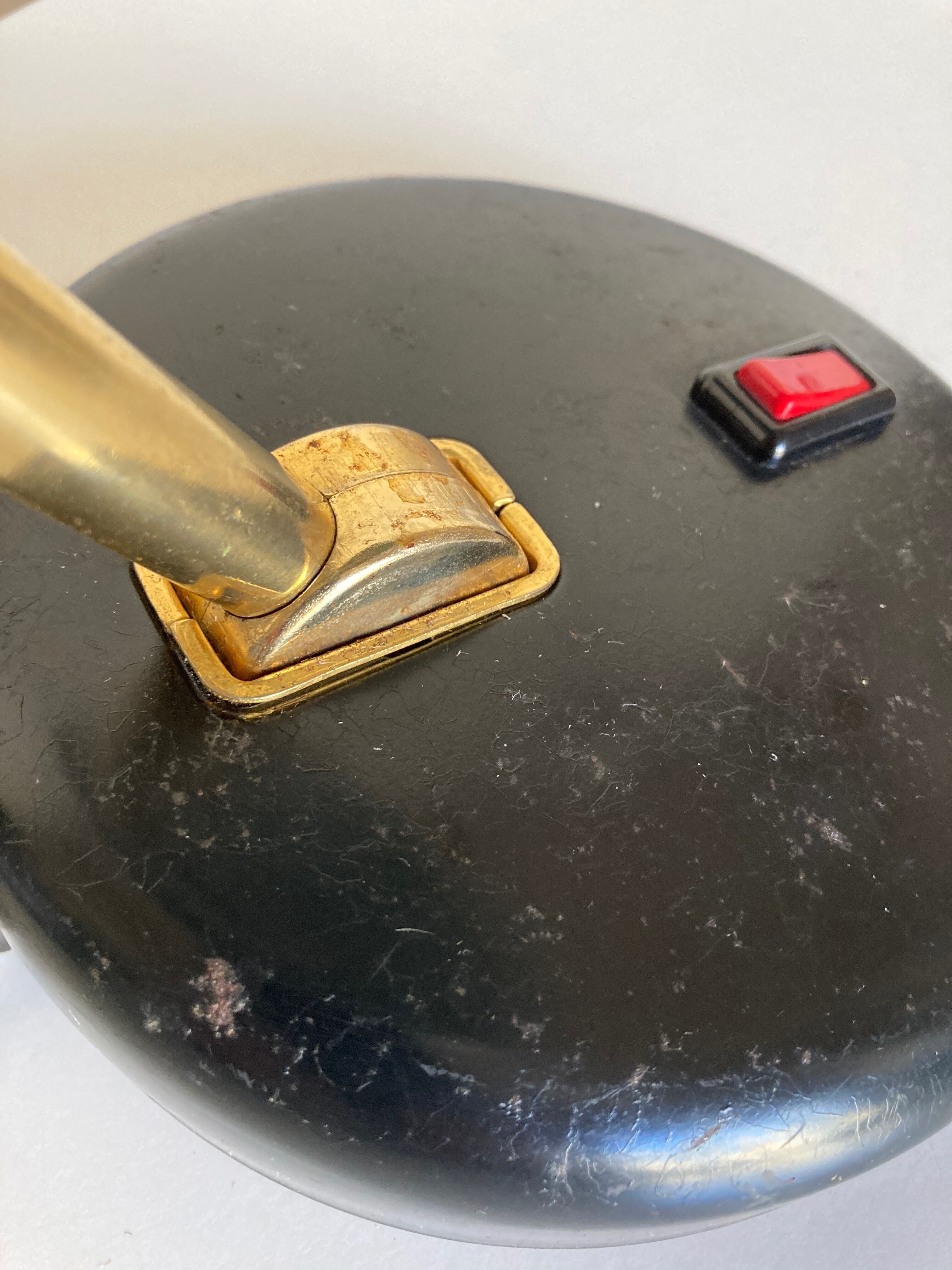 1960 black sheet metal and brass orientable lamp