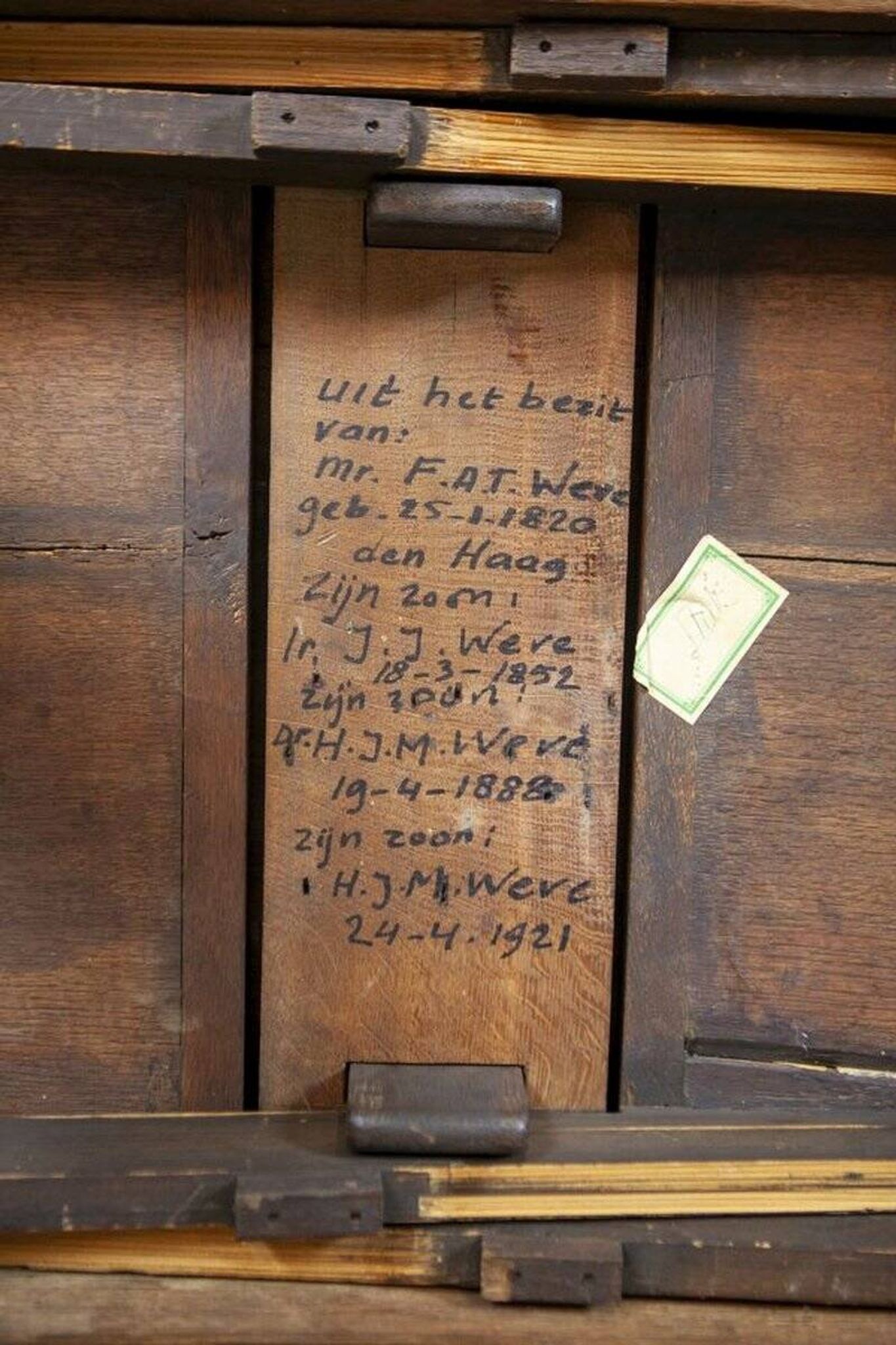 Dutch Extendable Oak Side Table, Late 19th Century