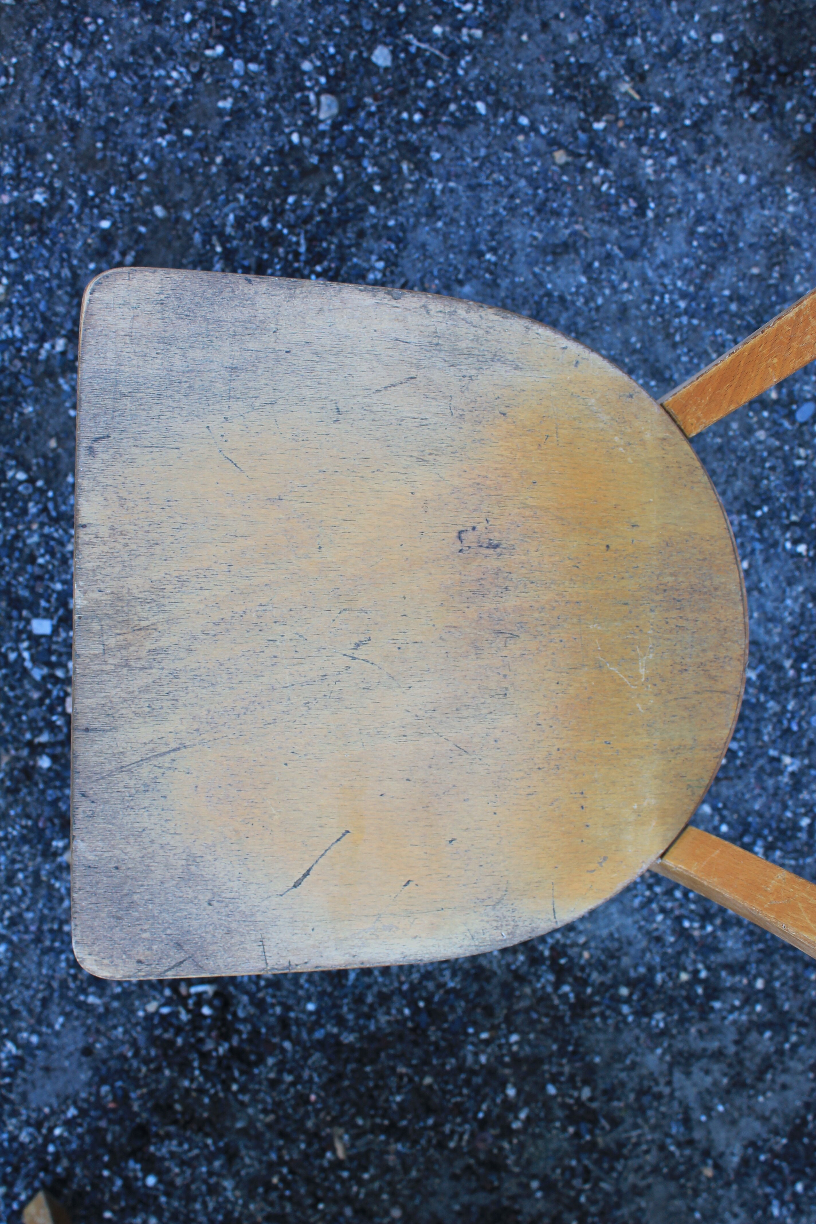 Set 10 community chairs