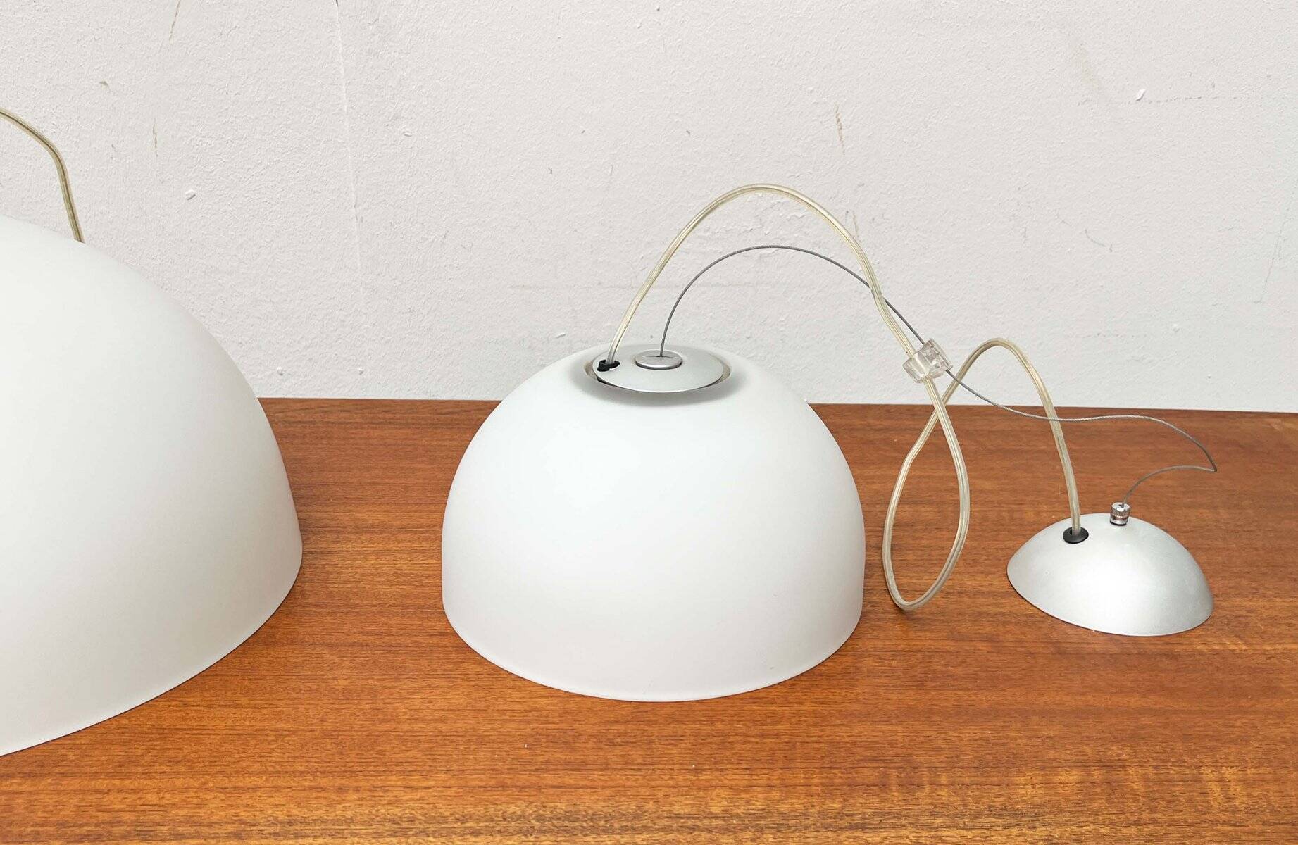 Postmodern Italian glass pendant lamp model Gaia by Luciano Cesaro for Tre Ci Luce, 1980s, set of 2.