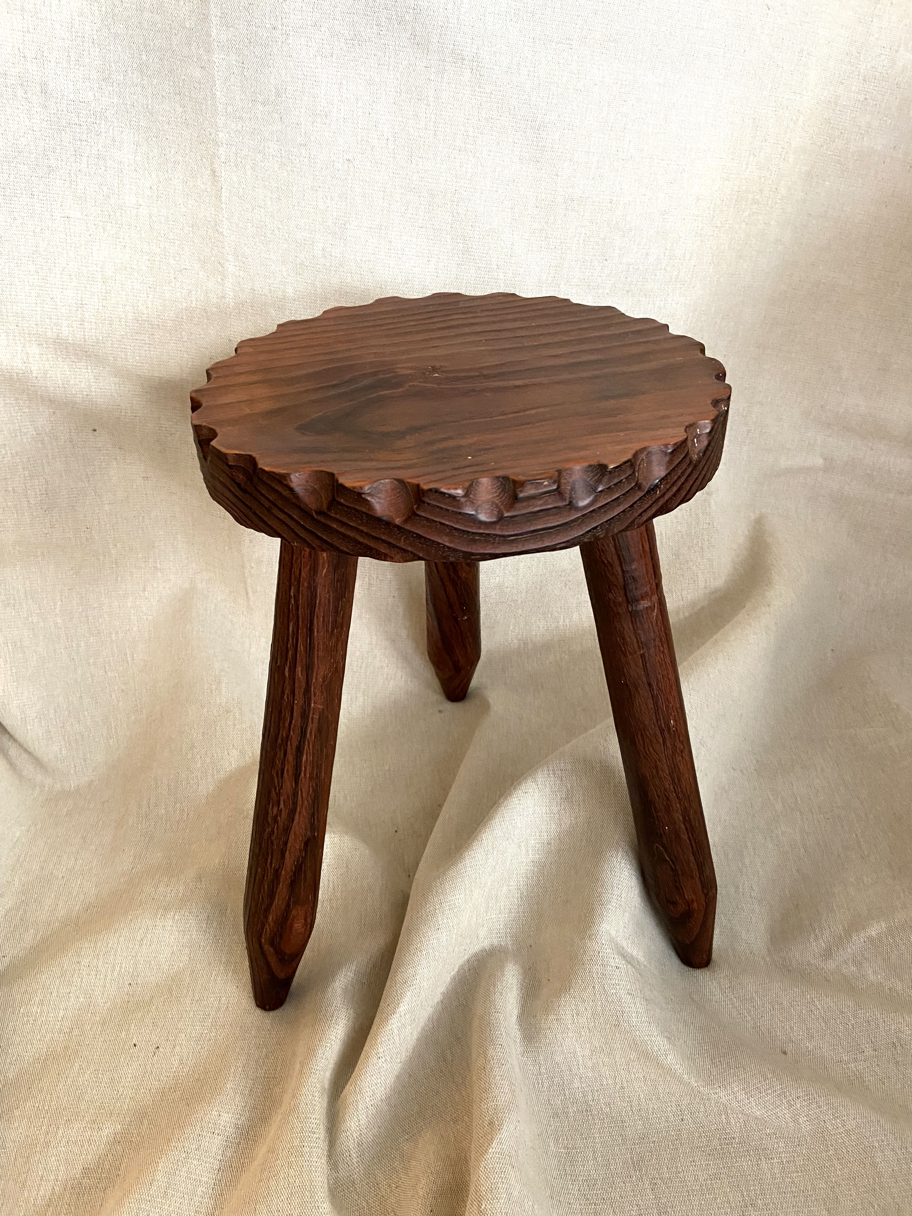 Tripod stool