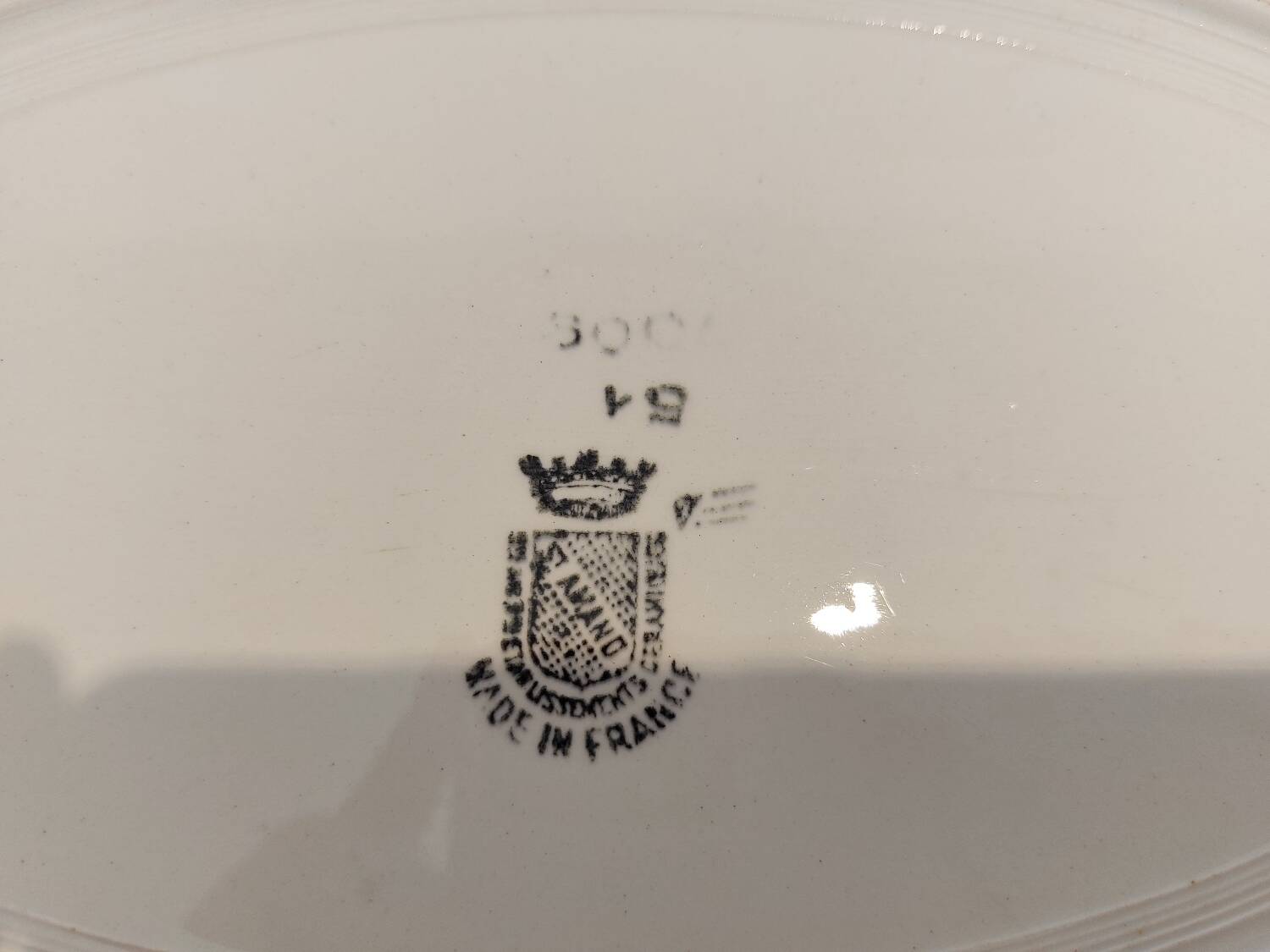 Oval dish with flower motifs St Amand Vintage