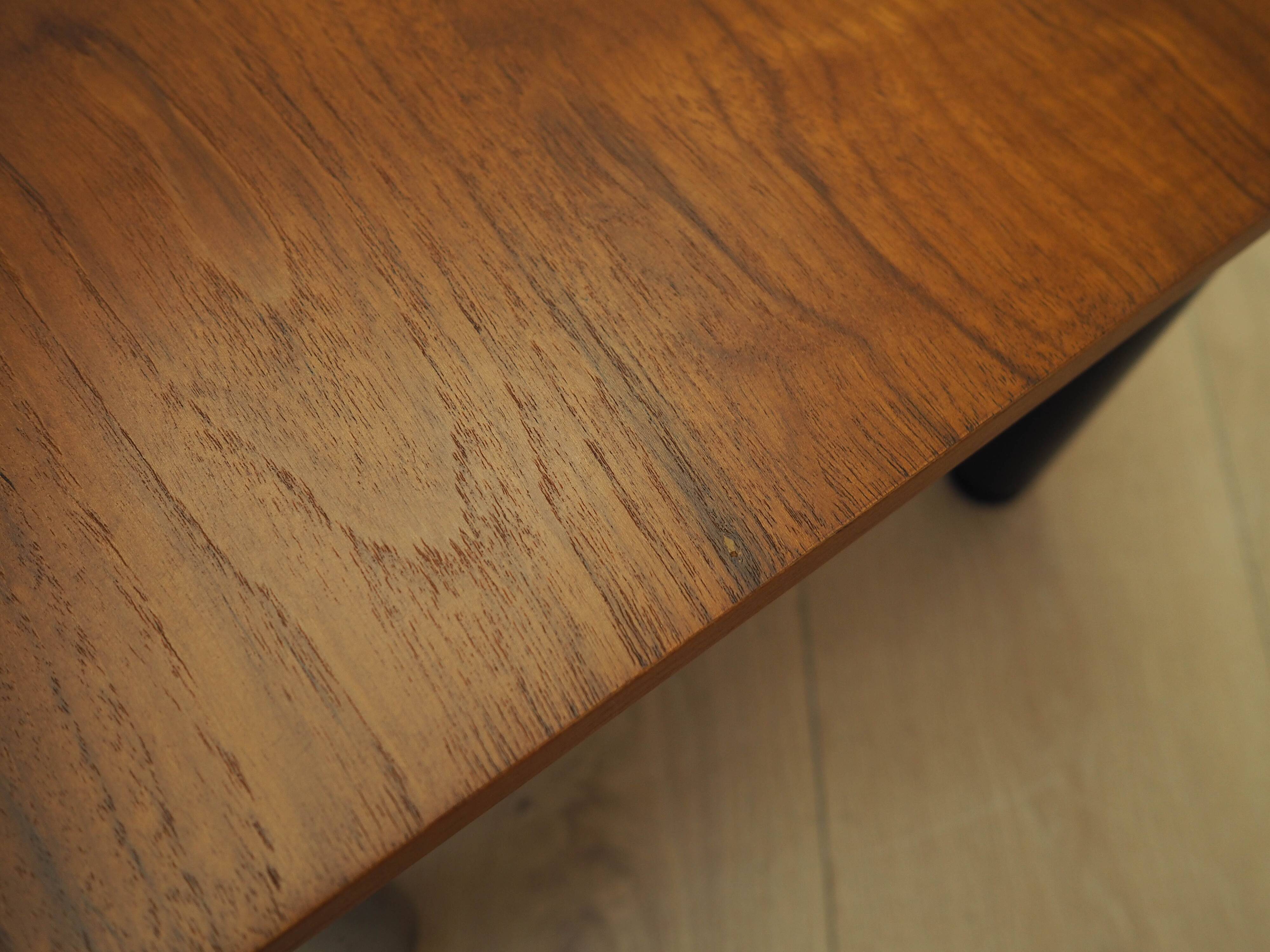 Table basse en placage danois, années 1960
