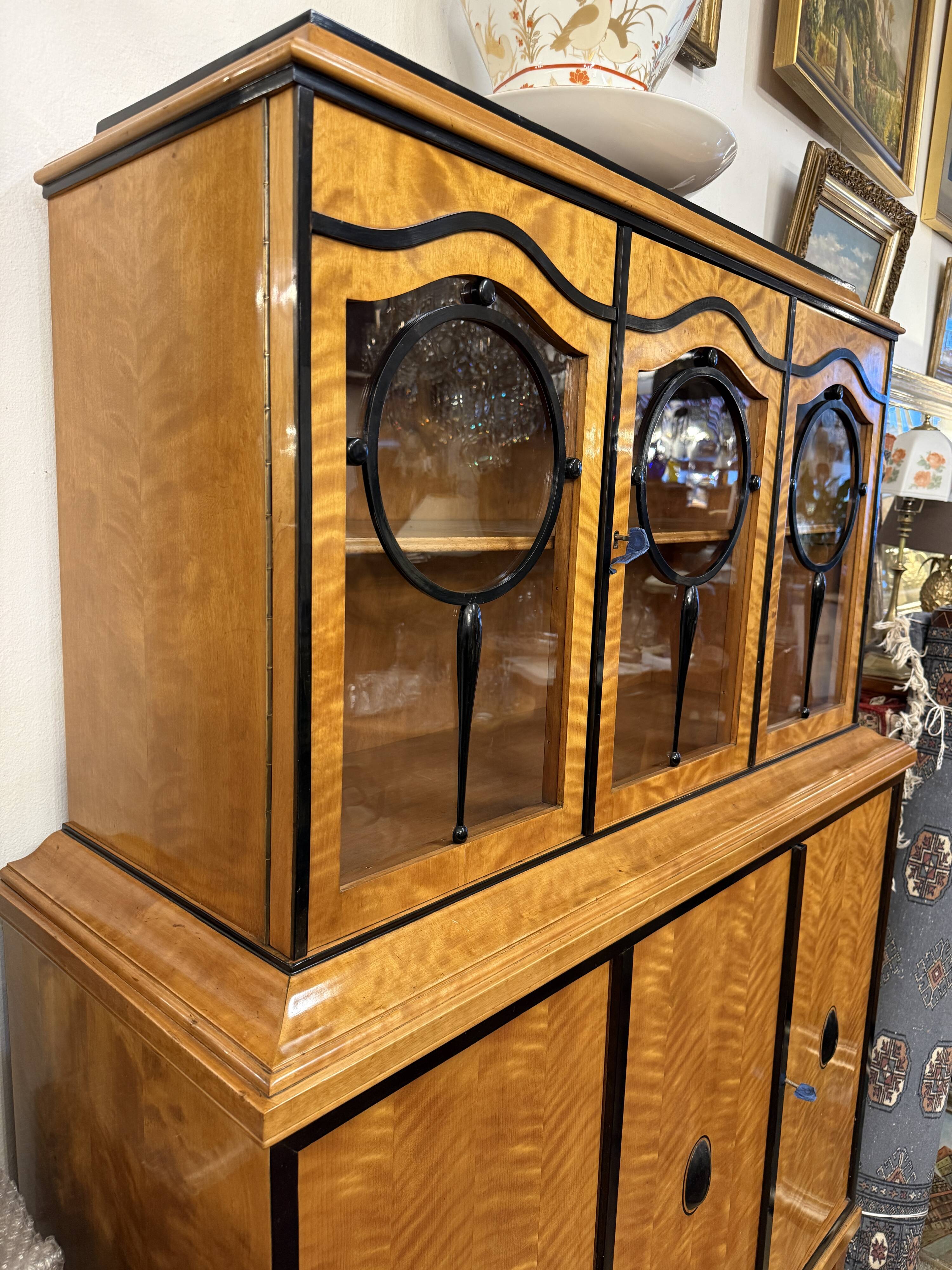 Art Deco Salon Display Cabinet, Flamed Birch Veneer, circa 1920
